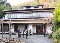 建物もシブいです