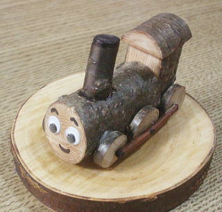 ほんとうのトーマスの顔って、案外恐いんですよね～