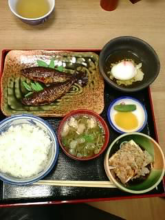 名物あまごの甘露煮定食。あまご釣りが盛んですよ