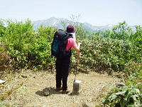 前方は荒沢岳 前方は荒沢岳