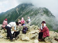 2515m�̃s�[�N�ɂ�