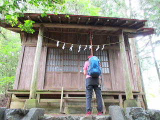 地味な神社です