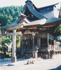 都旅館の前にある 都旅館の前にある