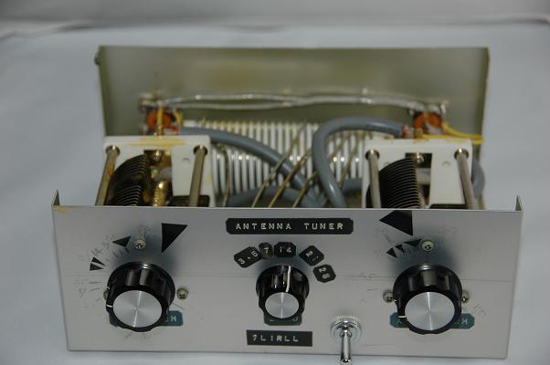 Inside view of the antenna Tuner