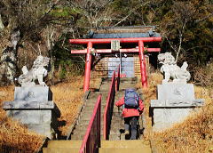 御祭神は天細女命(あめのうずめのみこと)